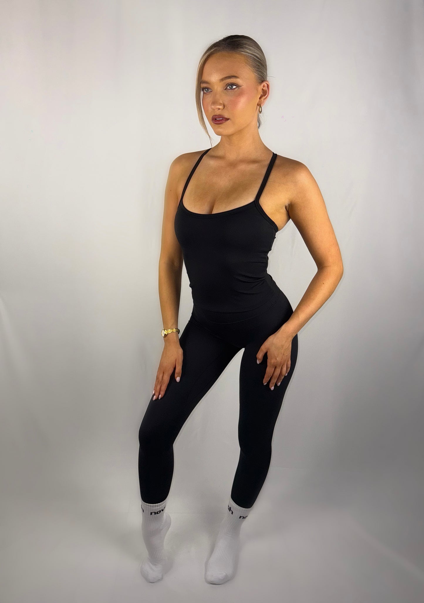 ‘BLACK’ leggings